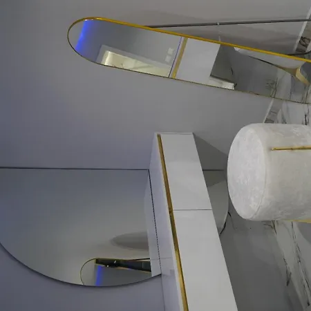 Luxury Holidays * Шенджин