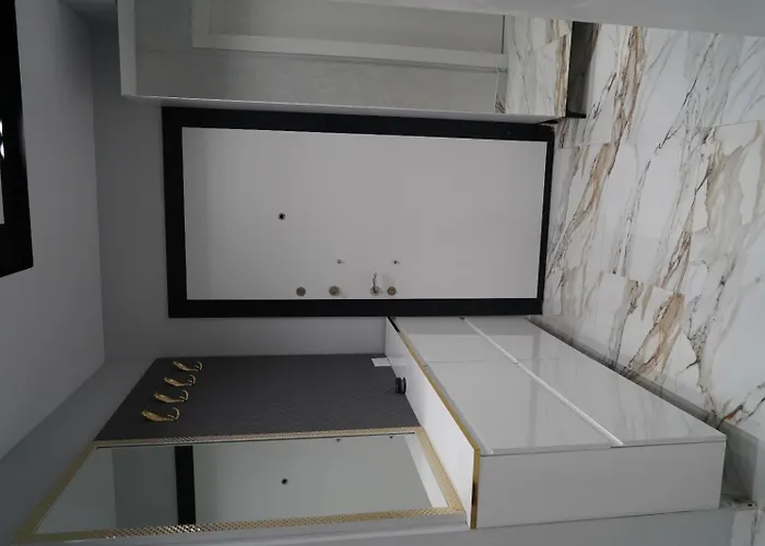 Luxury Holidays 公寓 Shëngjin