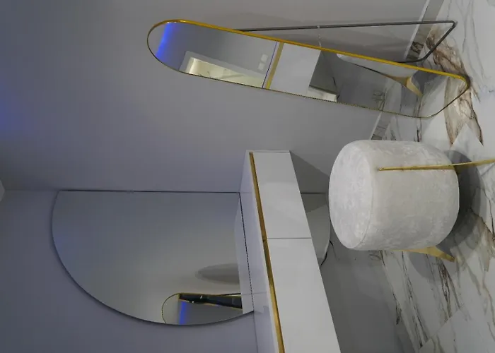 Luxury Holidays * Shëngjin