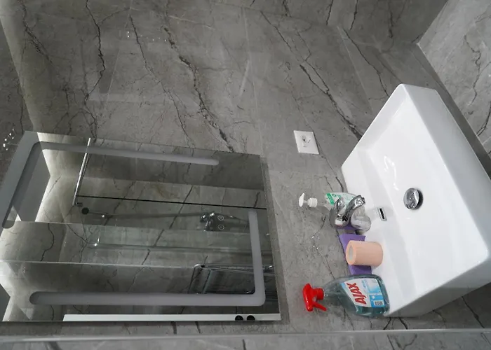 Luxury Holidays 公寓 Shëngjin